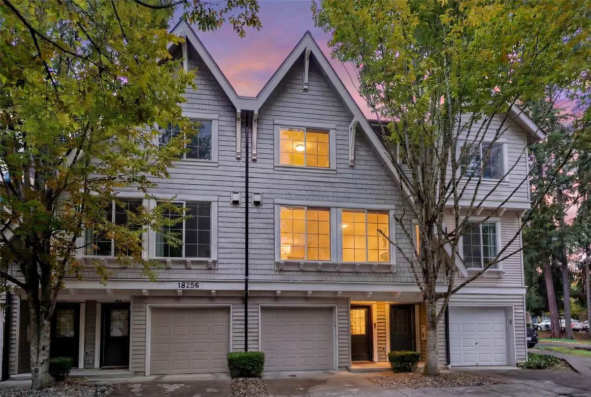 18258 NE 96th Way #103, Redmond, WA 98052 - Image #1