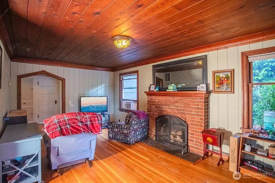 2020 Marine Drive, Bremerton, WA 98312 - Image #3