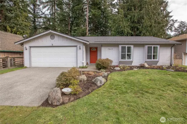 7847 Blakely Avenue, Clinton, WA 98236