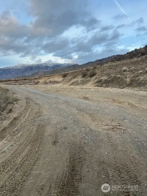 300 Eastlake Road, Oroville, WA 98844