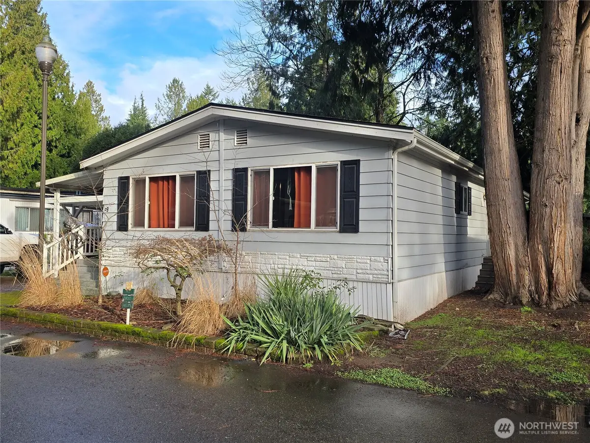 900 29th Street Se #D-9, Auburn, WA 98002 - Image #1