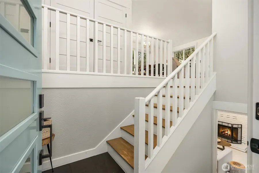 9280 NE Lovgreen Road, Bainbridge Island, WA 98110 - Image #2