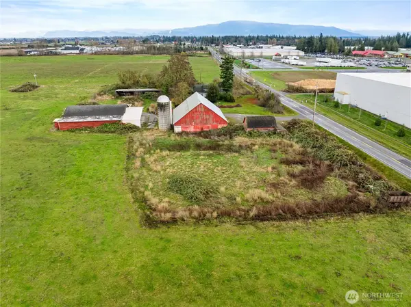 2208 Main Street, Lynden, WA 98264