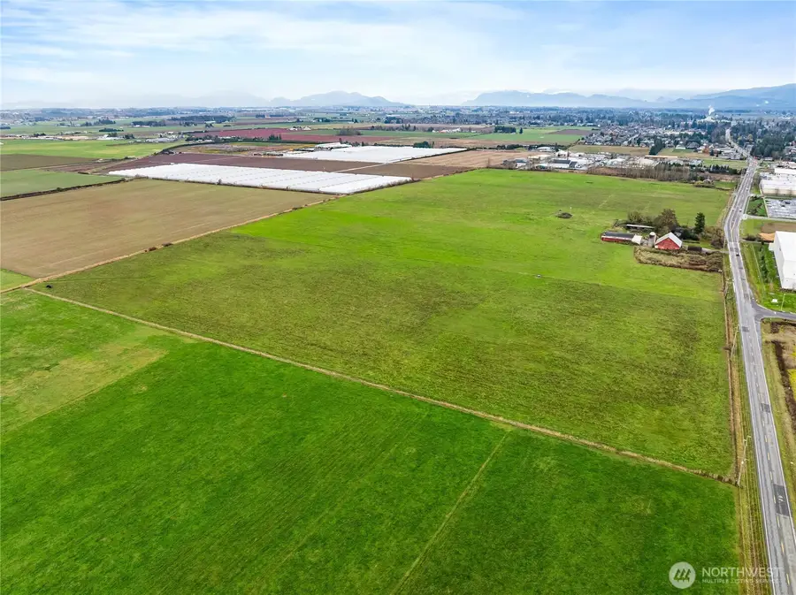 2208 Main Street, Lynden, WA 98264 - Image #3