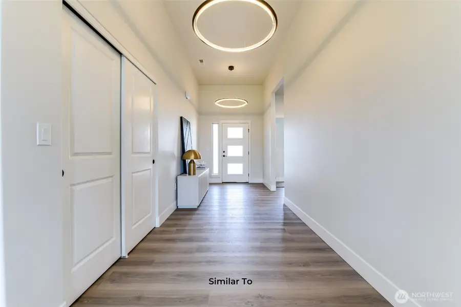 523 N Lessor Loop, Moses Lake, WA 98837 - Image #2