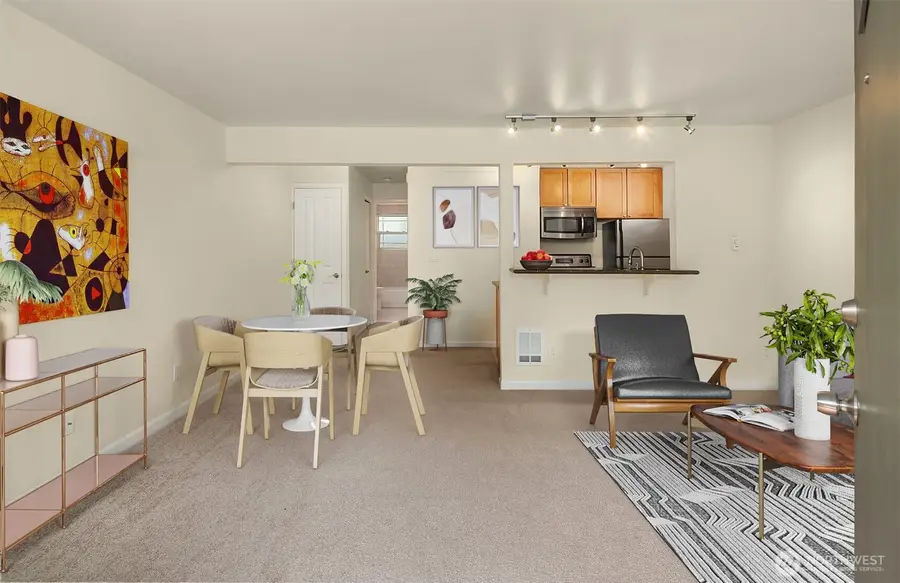 3636 Evanston Avenue N #12, Seattle, WA 98103 - Image #3