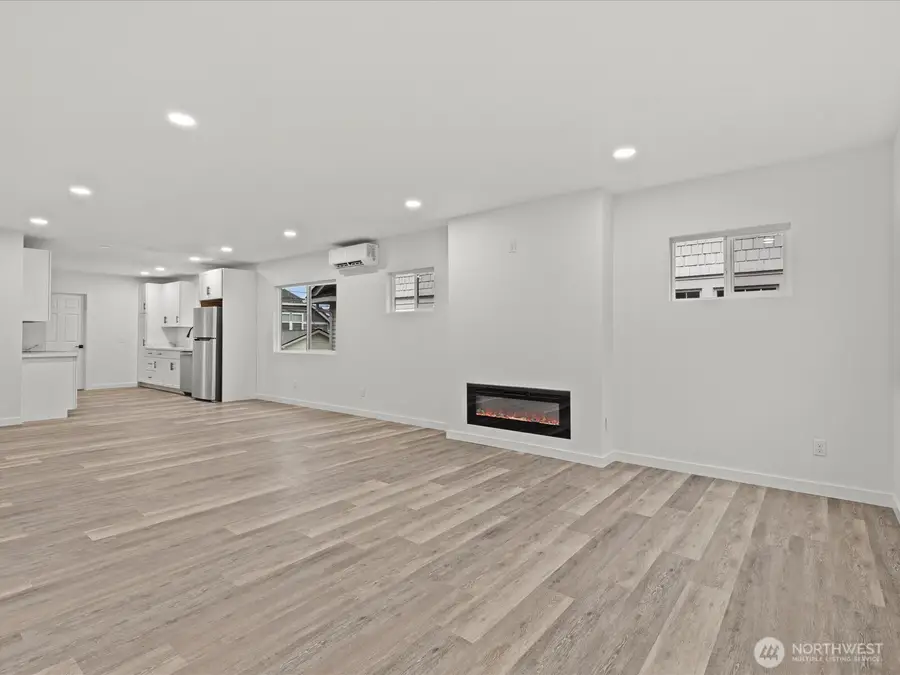 1008 N Steele Street, Tacoma, WA 98406 - Image #3