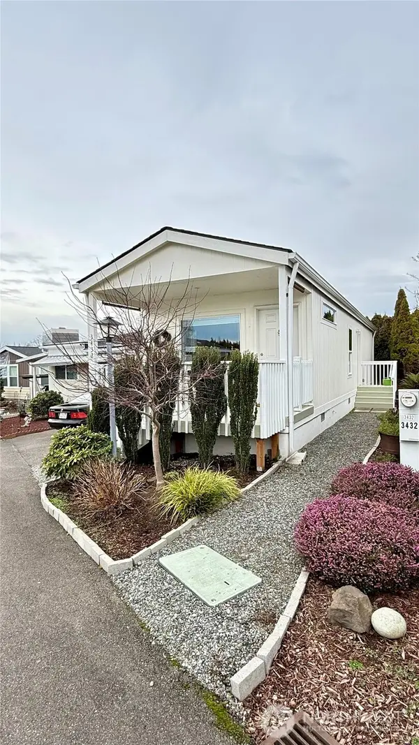 3432 S 181st Place #120, SeaTac, WA 98188