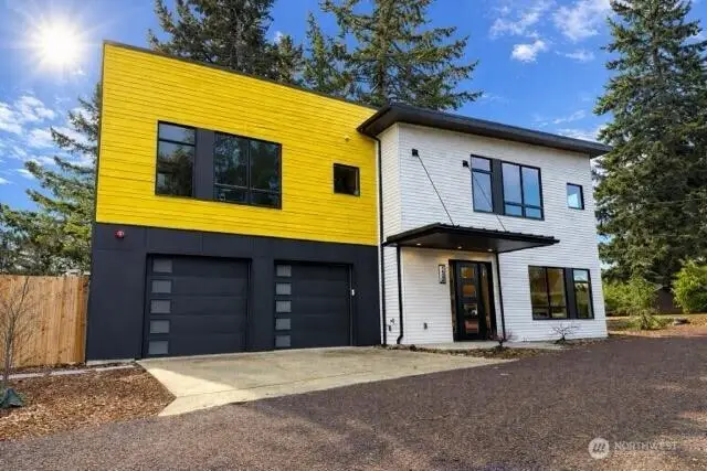 16344 Linden Avenue N, Shoreline, WA 98133 - Image #1