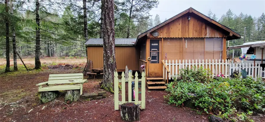 71 N Coho Court, Hoodsport, WA 98548 - Image #2