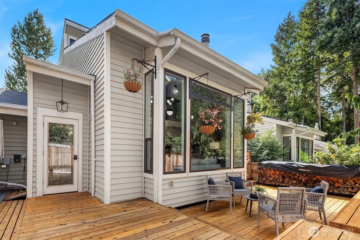 1400 Bellevue Way Se #4, Bellevue, WA 98004 - Image #1