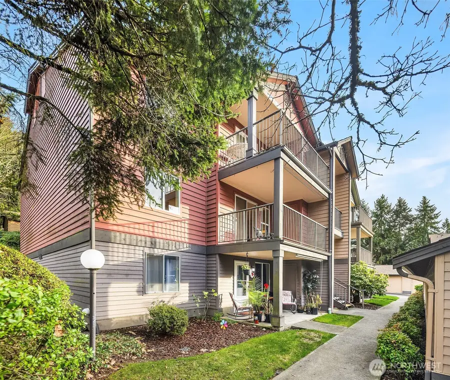 13209 Newcastle Way #B201, Newcastle, WA 98059 - Image #2