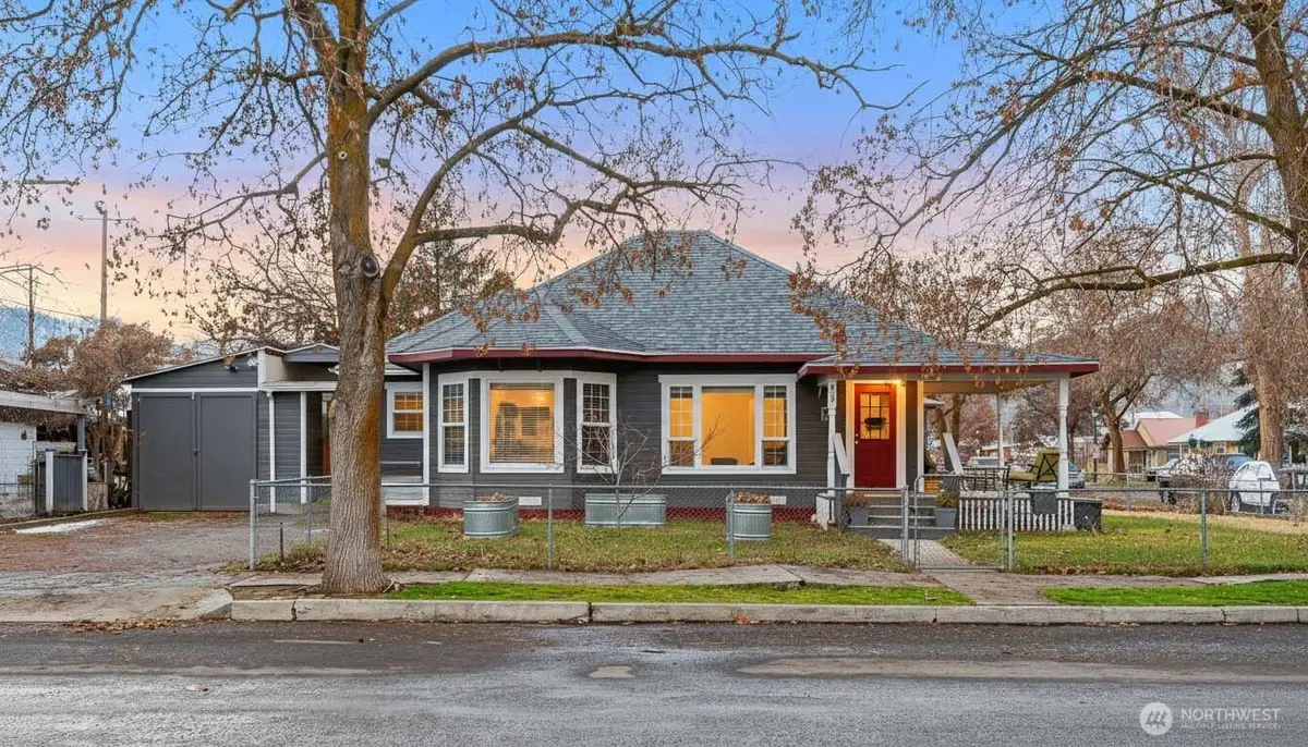 217 Maple Street, Cashmere, WA 98815 - Image #1