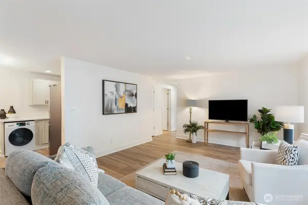 3209 Hoyt Avenue #201, Everett, WA 98201