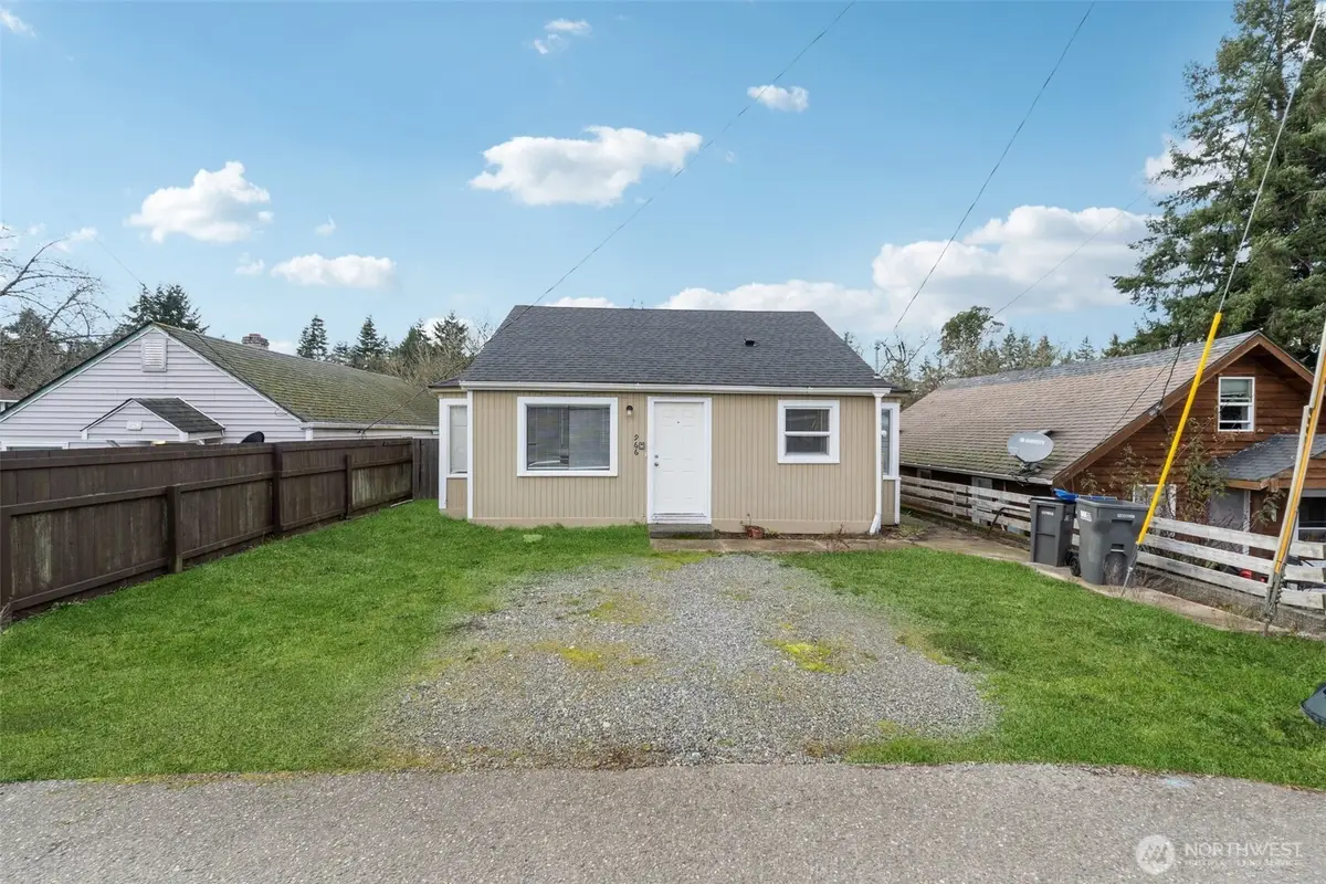 966 Retsil Road, Port Orchard, WA 98366 - Image #1