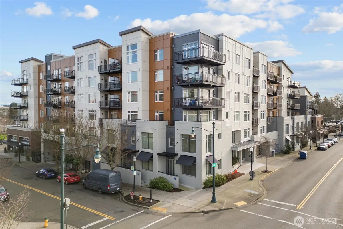 15100 6th Avenue Sw #305, Burien, WA 98166 - Image #1