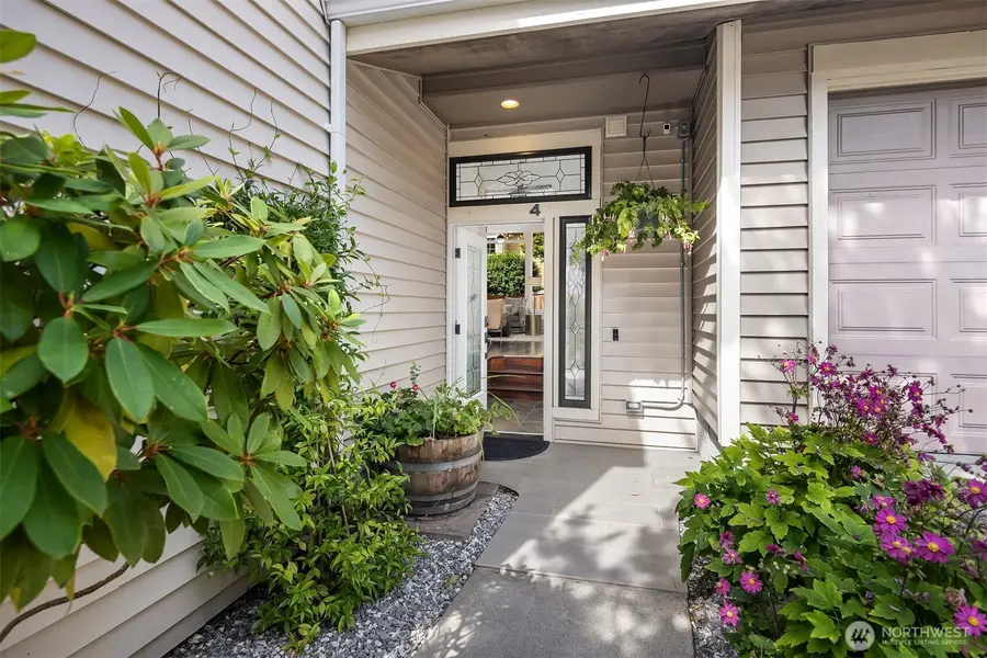 1400 Bellevue Way Se #4, Bellevue, WA 98004 - #3