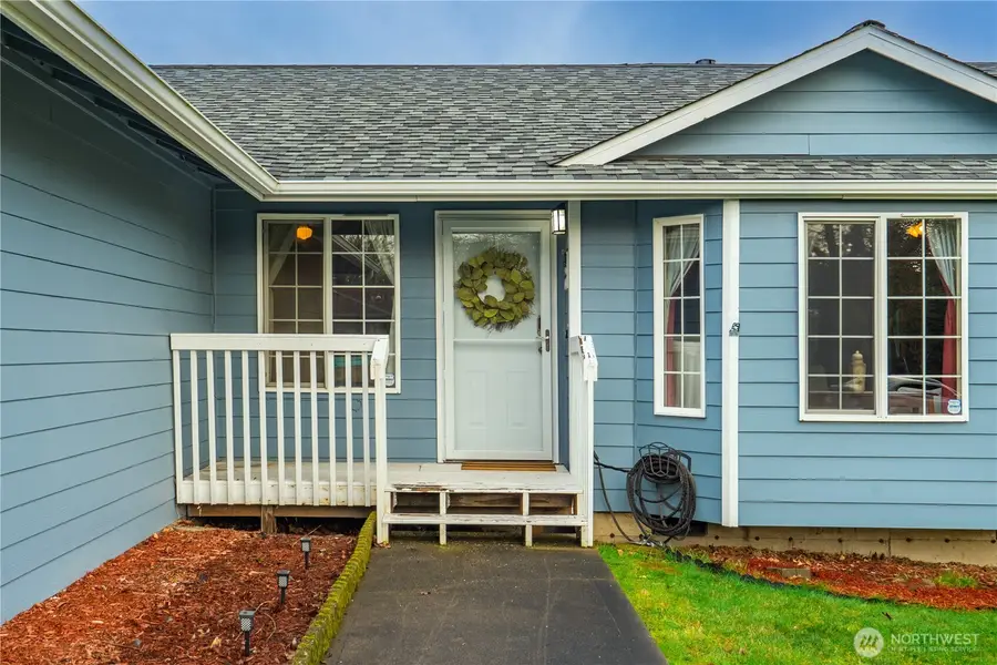 1925 24th Avenue Ct Se, Puyallup, WA 98374 - Image #2