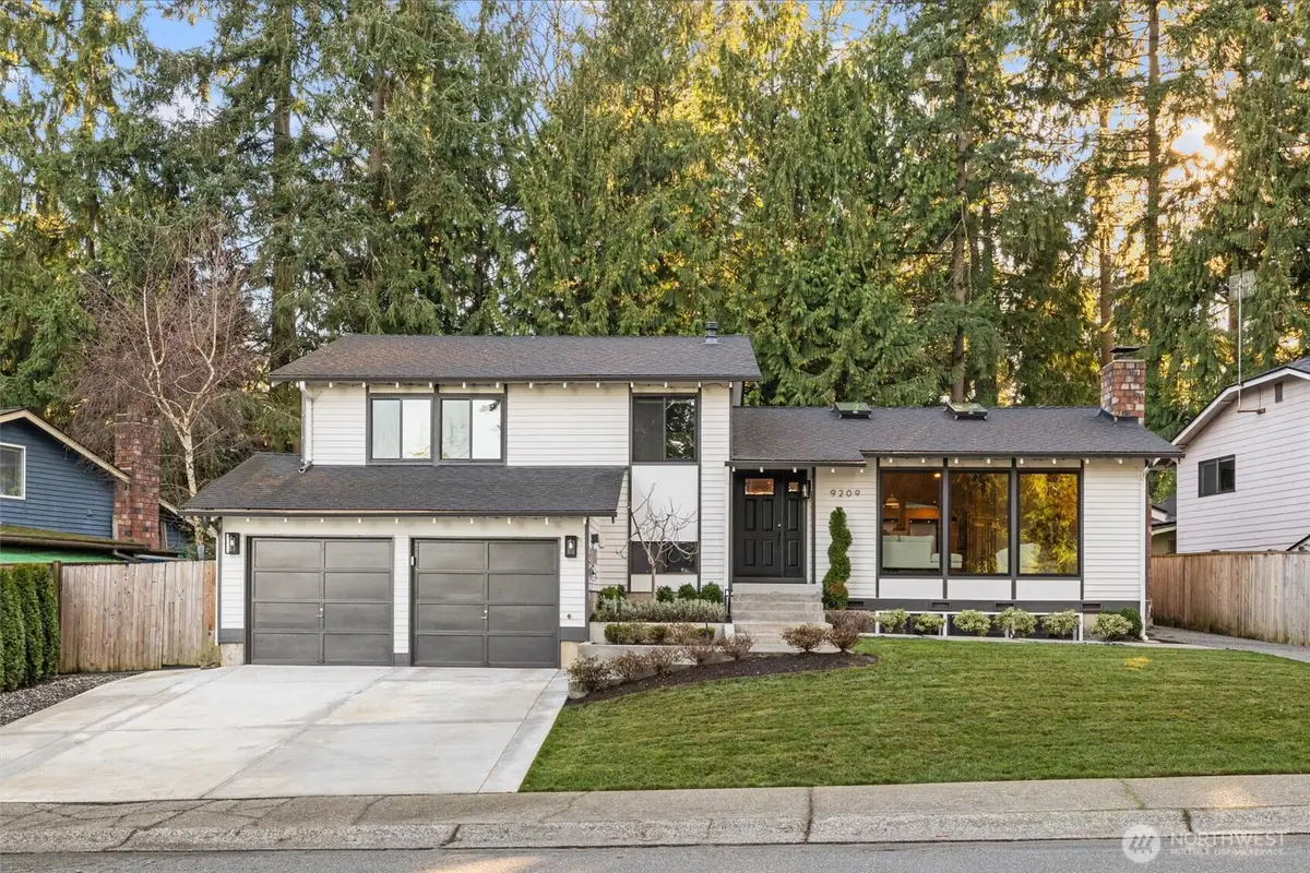 9209 NE 142nd Way, Kirkland, WA 98034 - Image #1