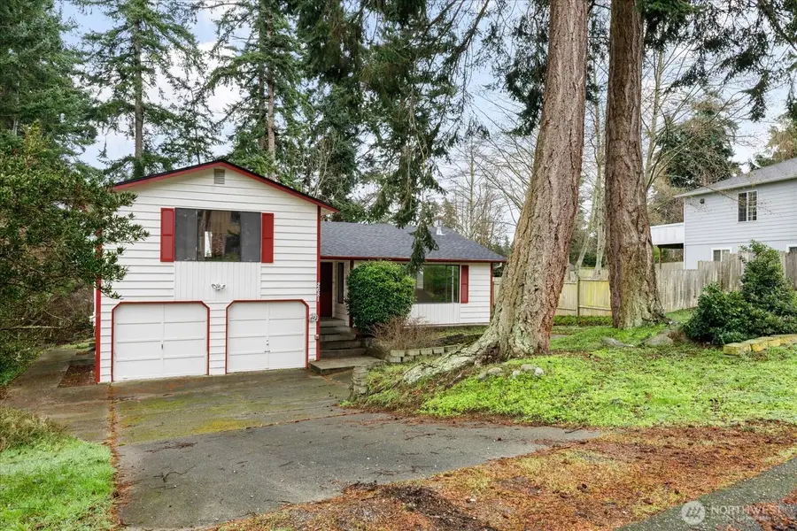 2681 Olympic Drive, Oak Harbor, WA 98277 - Image #3