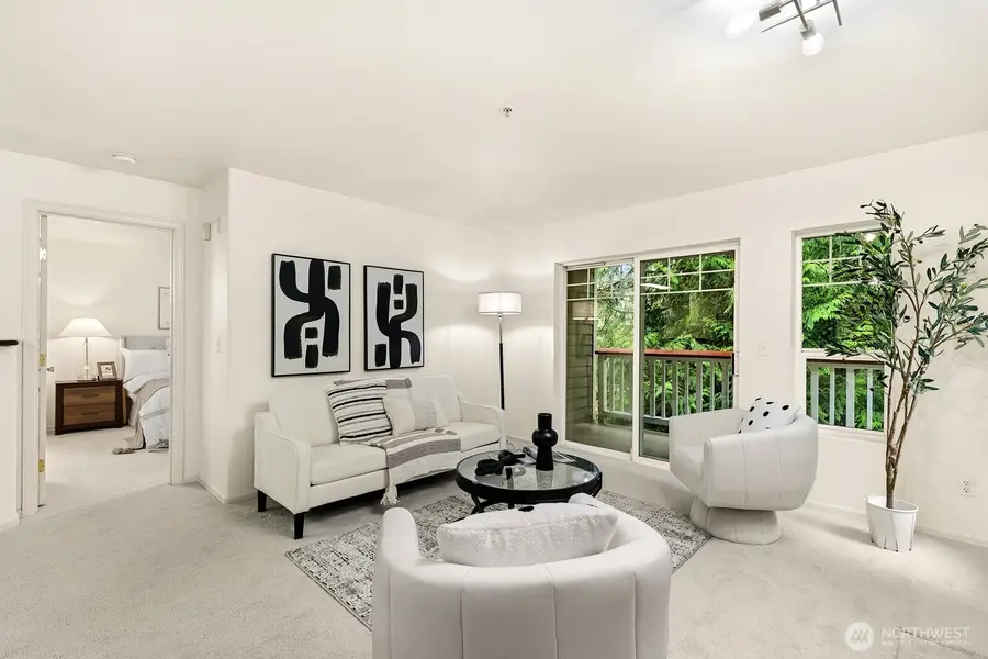 18501 SE Newport Way #H237, Issaquah, WA 98027 - Image #3