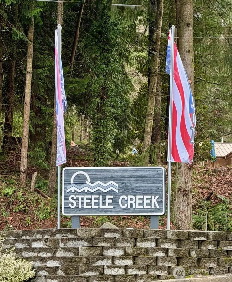 9065 Steele Creek Loop Ne, Bremerton, WA 98311 - Image #2