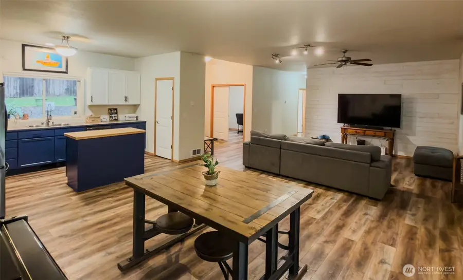 6503 NW Bondale Lane, Silverdale, WA 98383 - Image #3