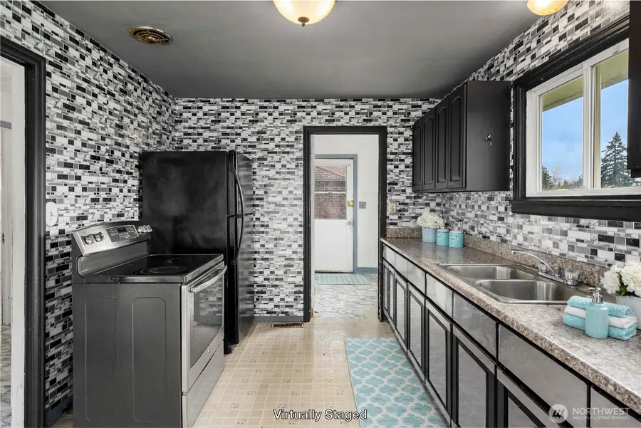 177 S 72nd Street, Tacoma, WA 98408 - Image #2