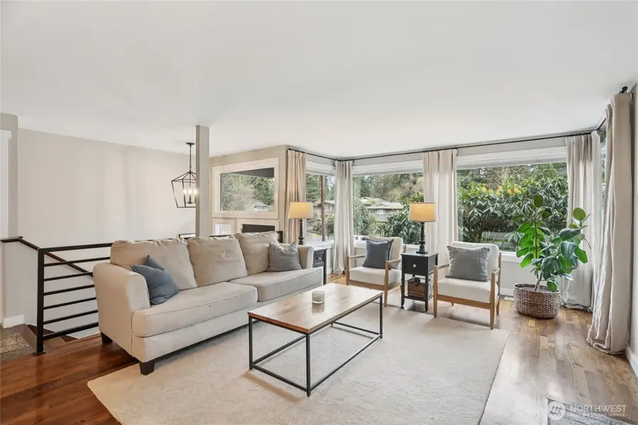 9512 235th Place Sw, Edmonds, WA 98020 - Image #3