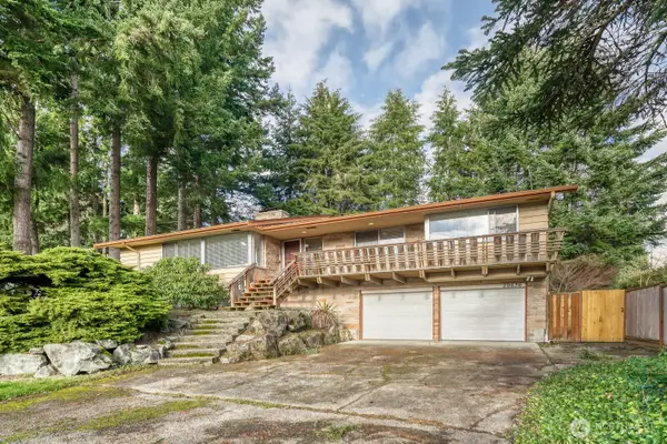 29836 6th Avenue S, Federal Way, WA 98003