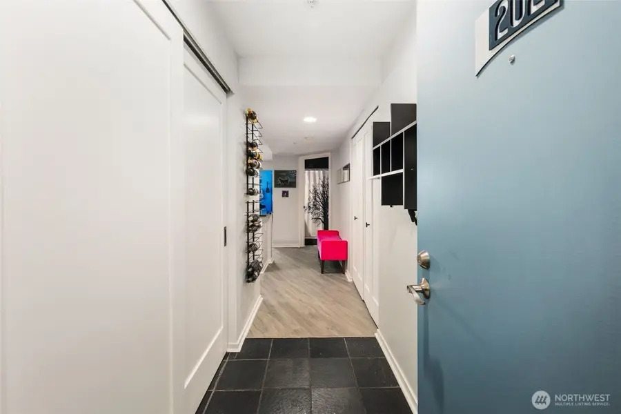 232 Belmont Avenue E #202, Seattle, WA 98102 - #3