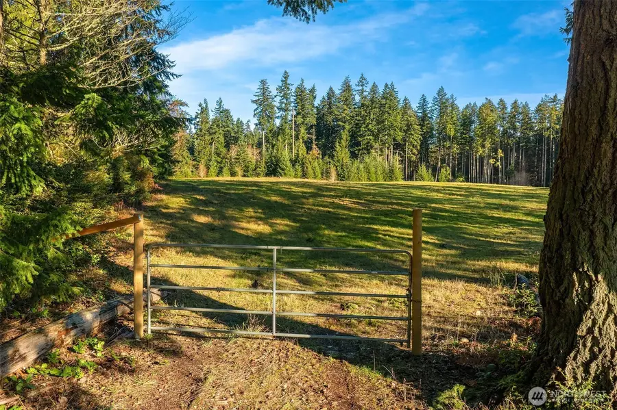 12302 SW 220th Street, Vashon, WA 98070 - Image #3