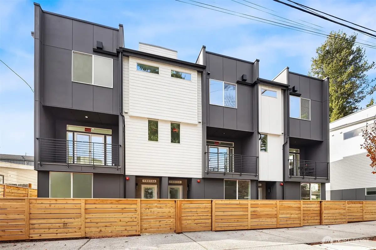 18011 2nd Avenue Ne #C, Shoreline, WA 98155 - #1