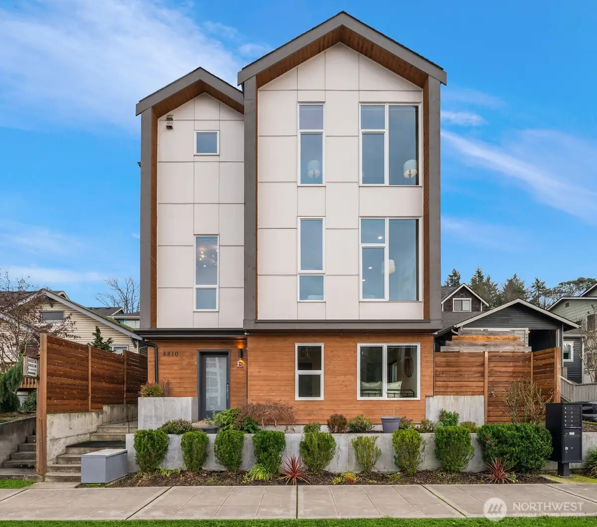 4810 Delridge Way Sw #E, Seattle, WA 98106 - Image #1