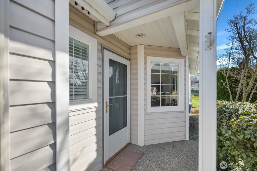 4802 Nassau Avenue Ne #105, Tacoma, WA 98422 - Image #2