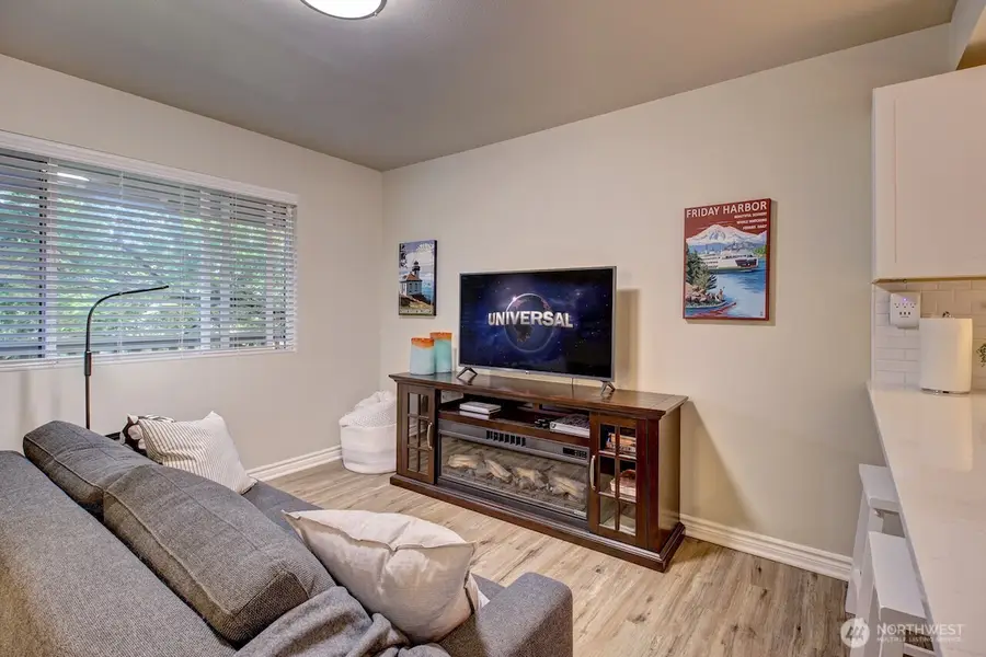 250 Tucker Avenue #8, Friday Harbor, WA 98250 - Image #3