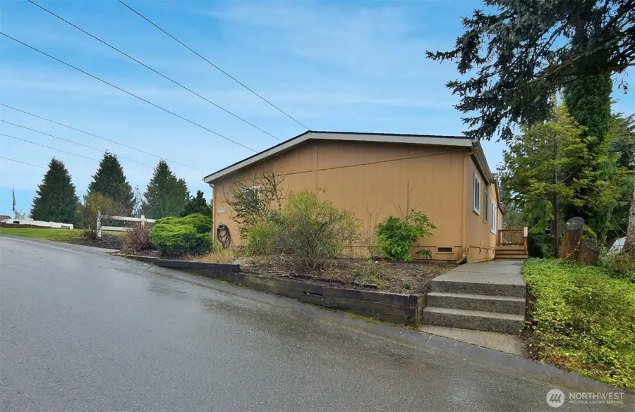 12611 NE 197th Street, Bothell, WA 98011 - Image #3