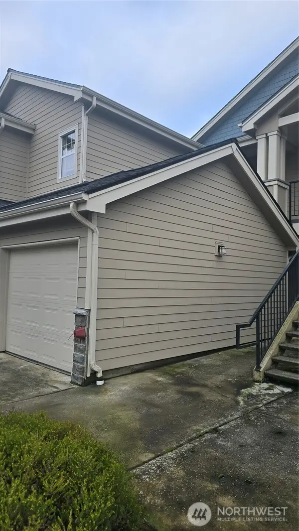 4319 SE Issaquah-pine Lake Road #905, Sammamish, WA 98075