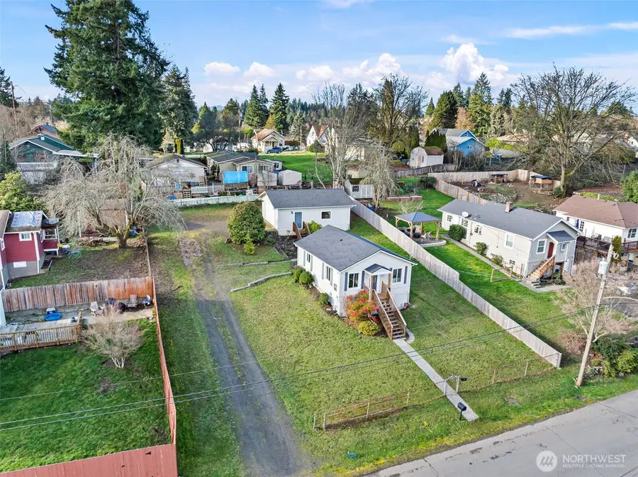 1311 Whitney Avenue, Bremerton, WA 98312 - Image #2