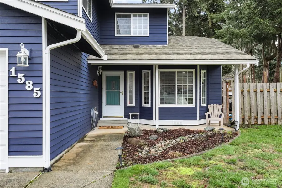1585 NW 2nd Avenue, Oak Harbor, WA 98277 - Image #2