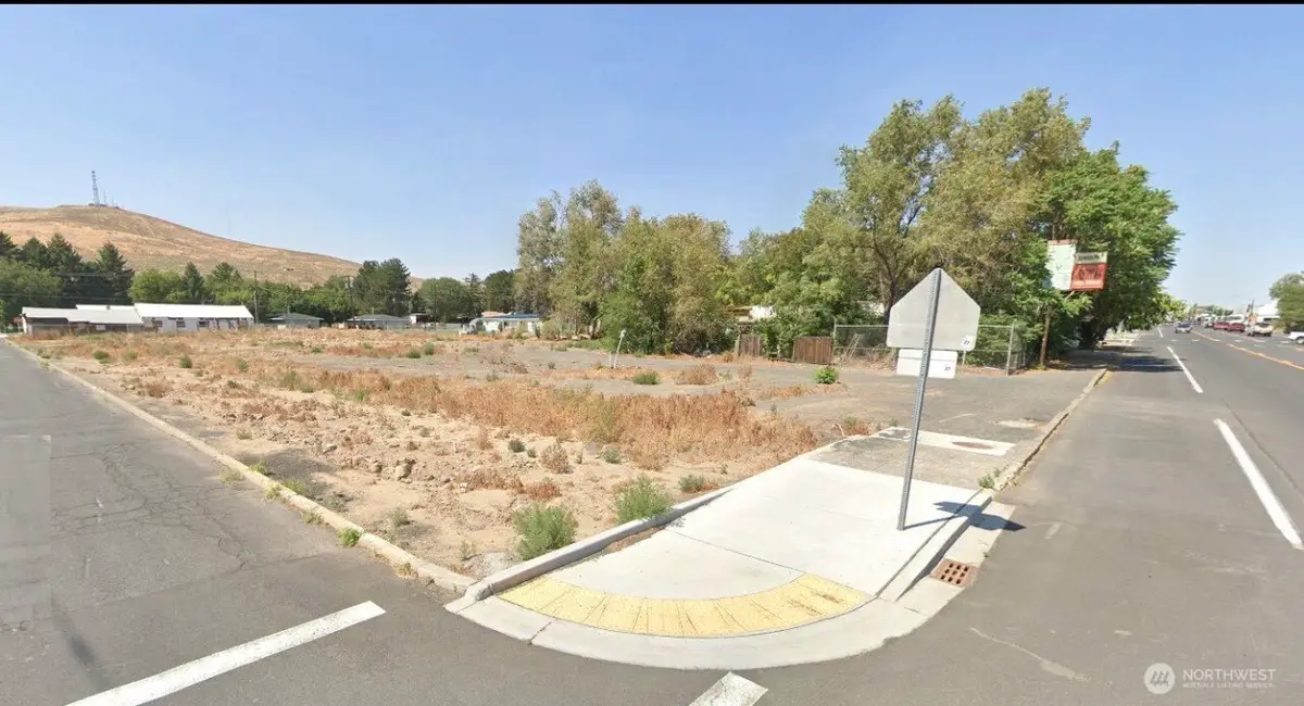 857 SW Basin St, Ephrata, WA 98823 - Image #1