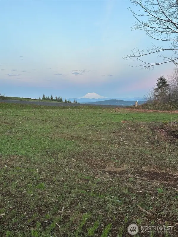 239 Suncrest Drive #2, Castle Rock, WA 98611