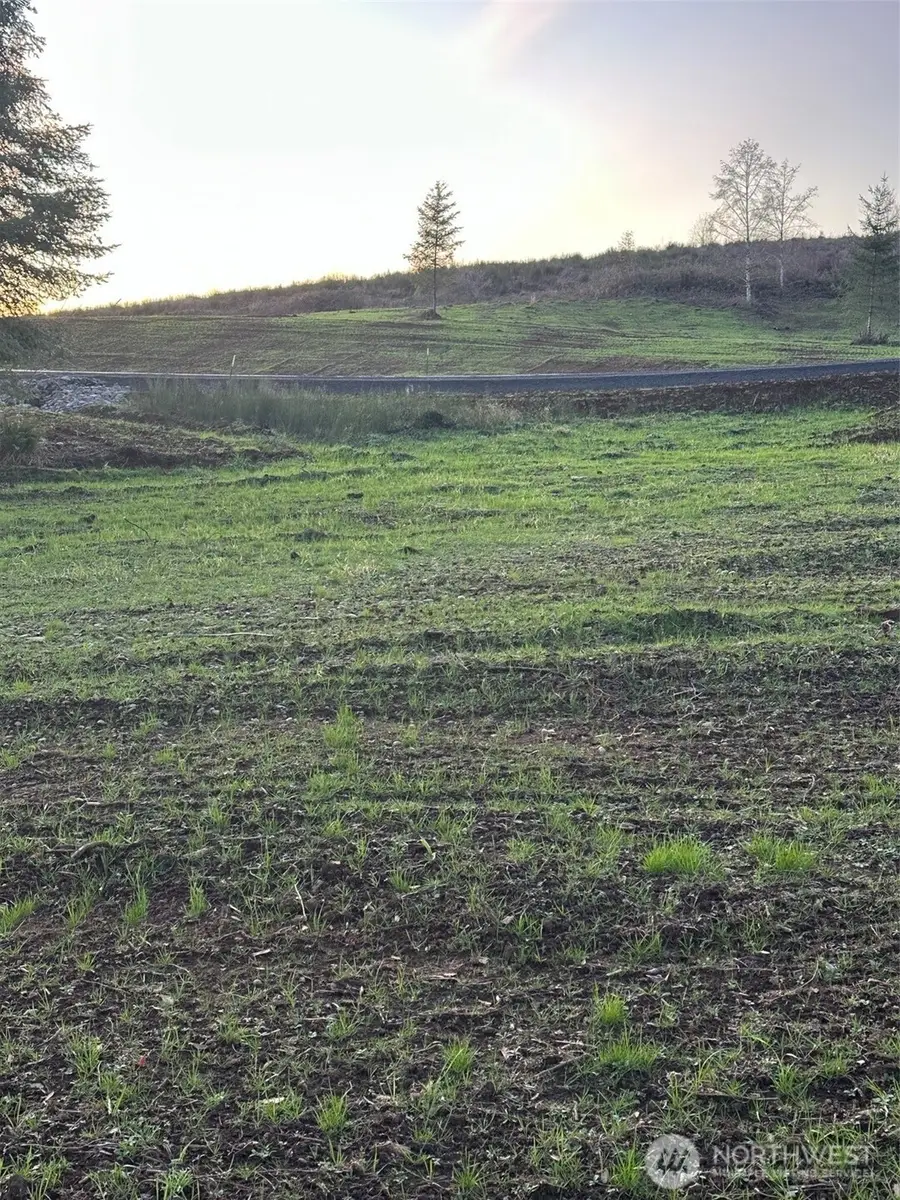 239 Suncrest Drive #2, Castle Rock, WA 98611 - Image #3