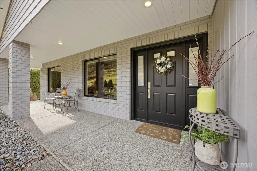 2885 Lakeshore Drive, Manson, WA 98831 - Image #3