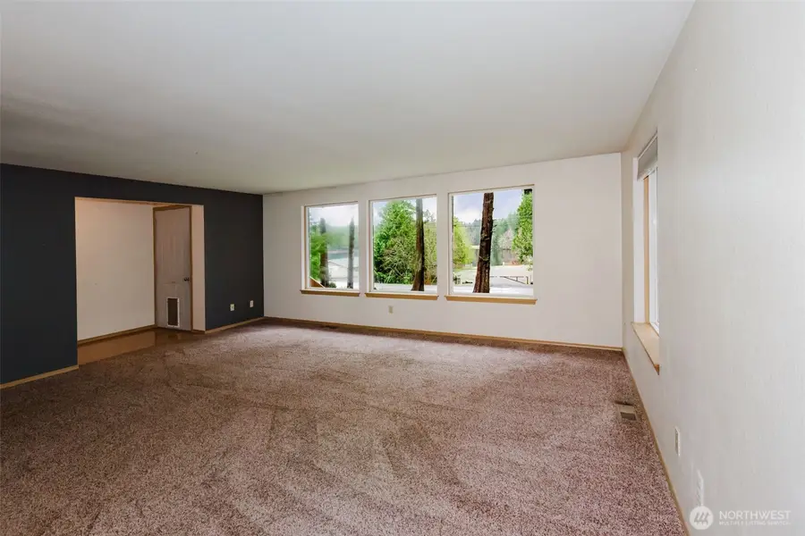 501 E Saint Andrews Drive, Shelton, WA 98584 - Image #3