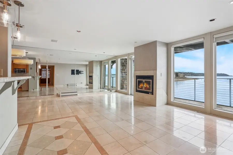 3717 Beach Drive Sw #214, Seattle, WA 98116 - Image #3