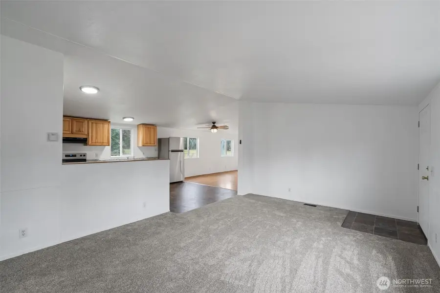 19112 Loganberry Street Sw, Rochester, WA 98579 - Image #2