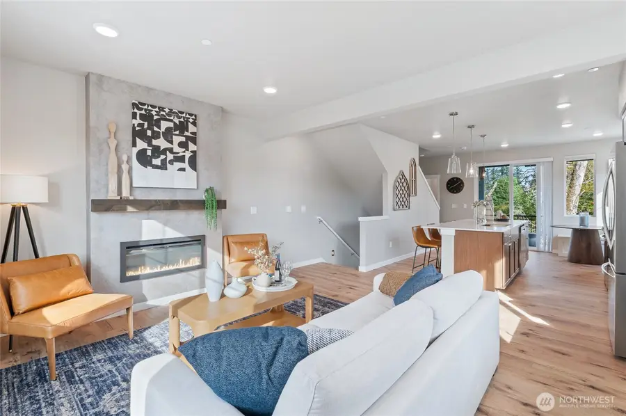 14424 Madison Way #E1, Lynnwood, WA 98087 - Image #2