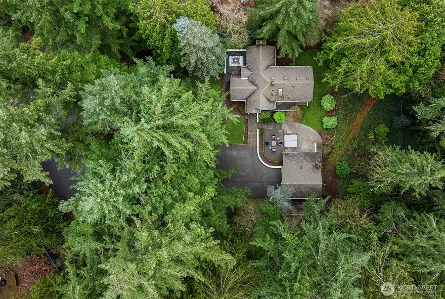 17899 40th Avenue Ne, Lake Forest Park, WA 98155 - Image #3