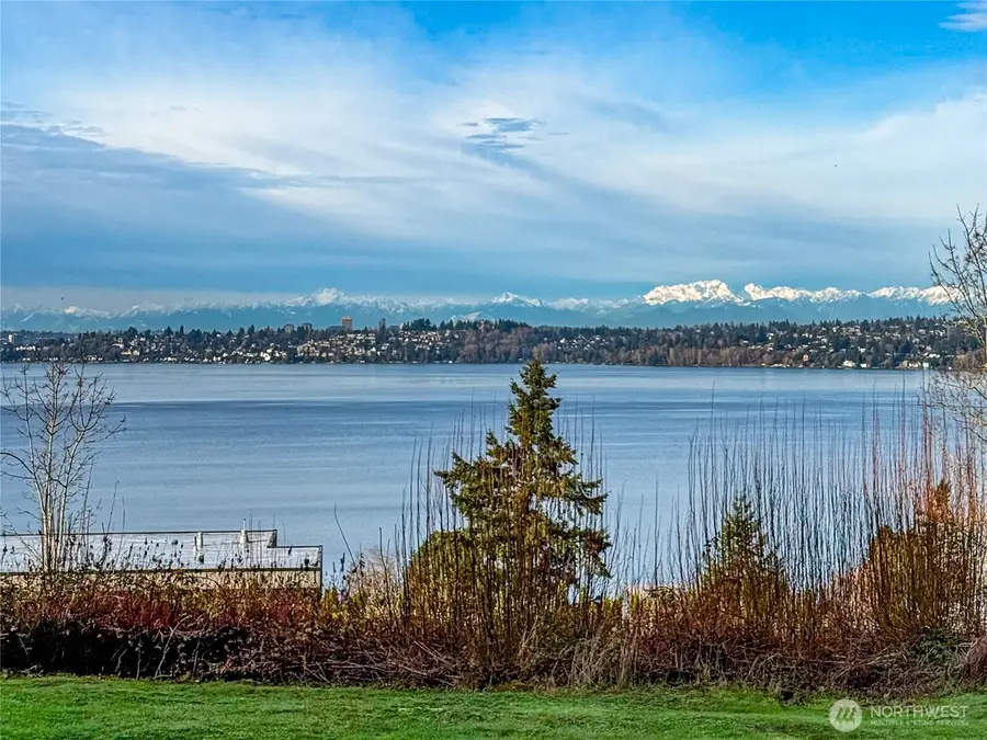 5833 104th Avenue Ne, Kirkland, WA 98033 - Image #2